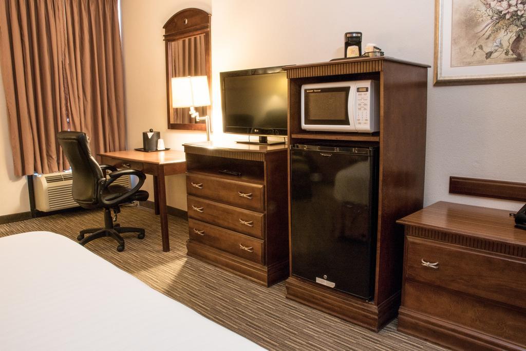 Greenstay Hotel&Suites Central Springfield Buitenkant foto